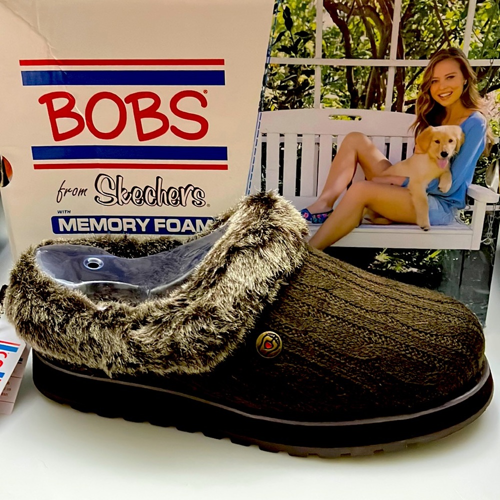 Skechers slides